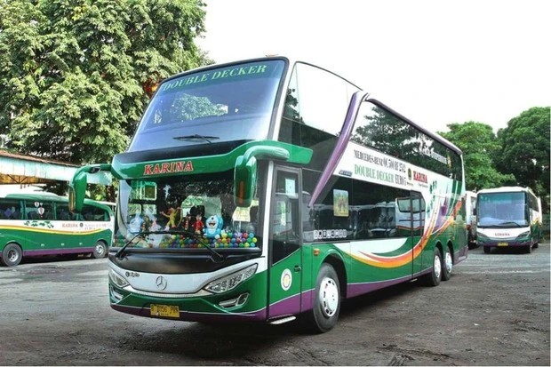 Lorena - Super Executive (Double Decker)